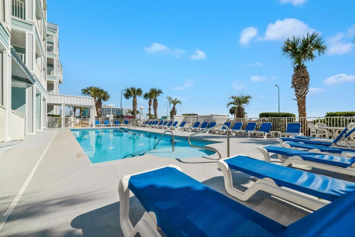 Grand Caribbean Pool & Gym & Beach View オレンジ・ビーチ エクステリア 写真